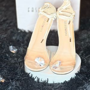 Nude Clear Toe women’s Heels with ankle straps cute and very comfortable.
